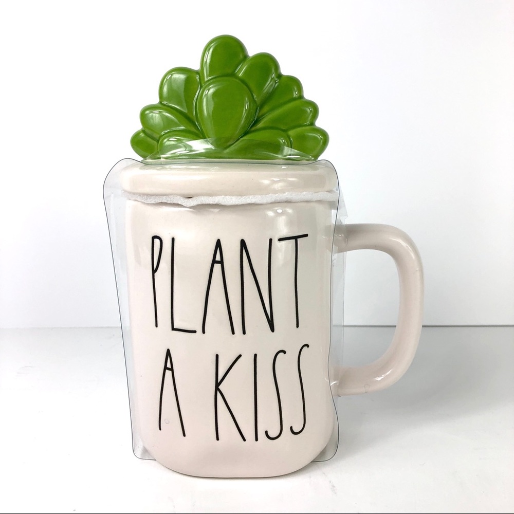 Rae Dunn Plant a Kiss Coffee Tea Mug with Lid